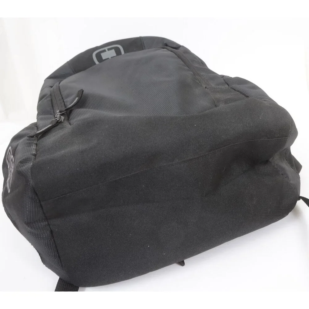OGIO Logan Backpack Tablet 15.6